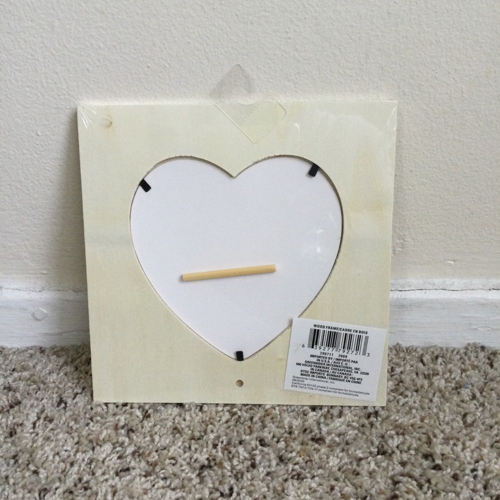 Picture Frame Square Heart Shaped Faux Wood - Picture 3 of 3